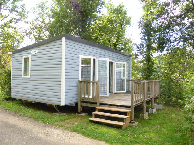 location mobile-home mercure avec terrasse au camping la butte a la roque gageac en dordogne perigord noir