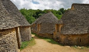bories traditionelle du Périgord noir en Dordogne proche de sarlat
