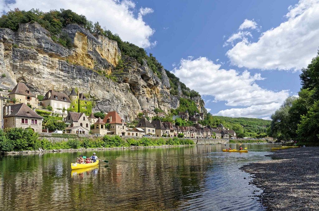 le village de la roque gageac commune du camping dordogne 3 etoiles la butte